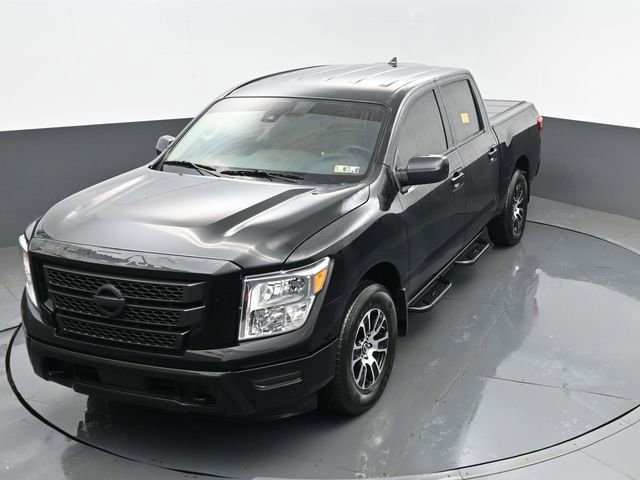 Used 2024 Nissan Titan SV image 19