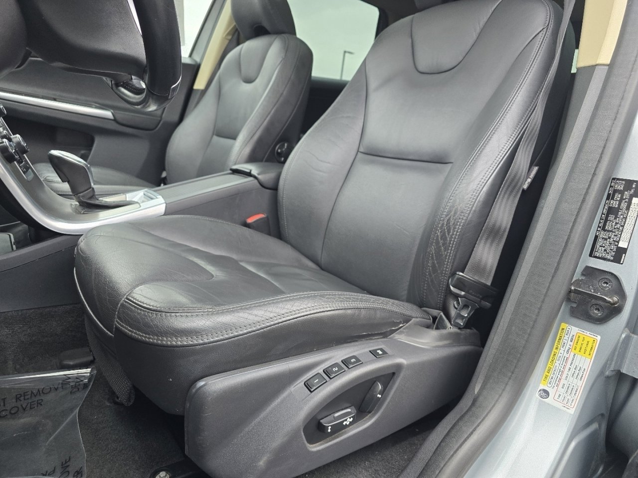 Used 2013 Volvo XC60 T6 image 22