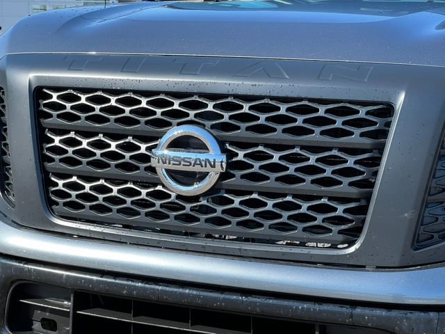 Used 2018 Nissan Titan S w/ S Utility Package image 33