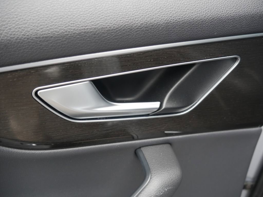 Certified 2022 Audi Q7 2.0T Premium w/ Convenience Package image 23