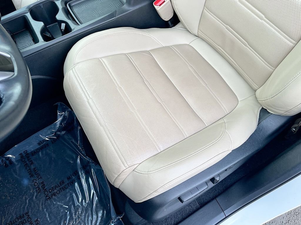 Used 2019 Honda CR-V Touring image 19