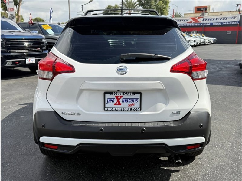Used 2020 Nissan Kicks SR w/ SR Premium Package image 5