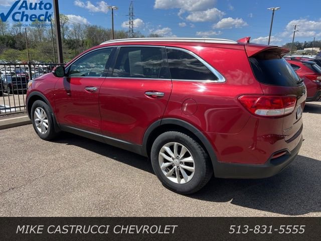 Used 2016 Kia Sorento LX w/ LX Convenience Package image 4