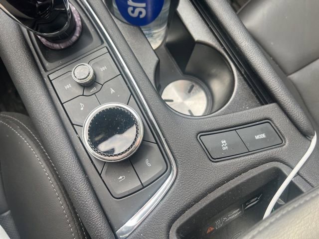 Used 2023 Cadillac XT5 Sportv w/ Technology Package image 13