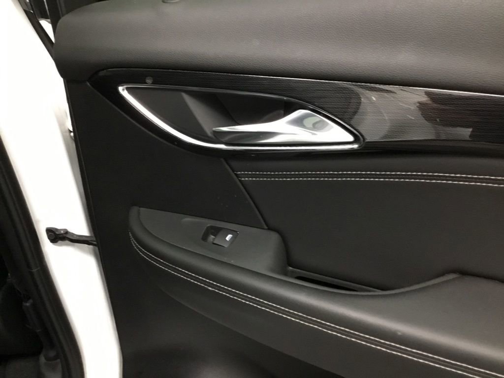 Used 2023 Buick Envision Essence w/ Sport Touring Package image 20