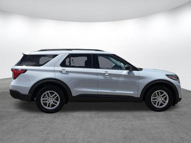 Certified 2026 Ford Explorer Active w/ Active Comfort Package RWD video 3