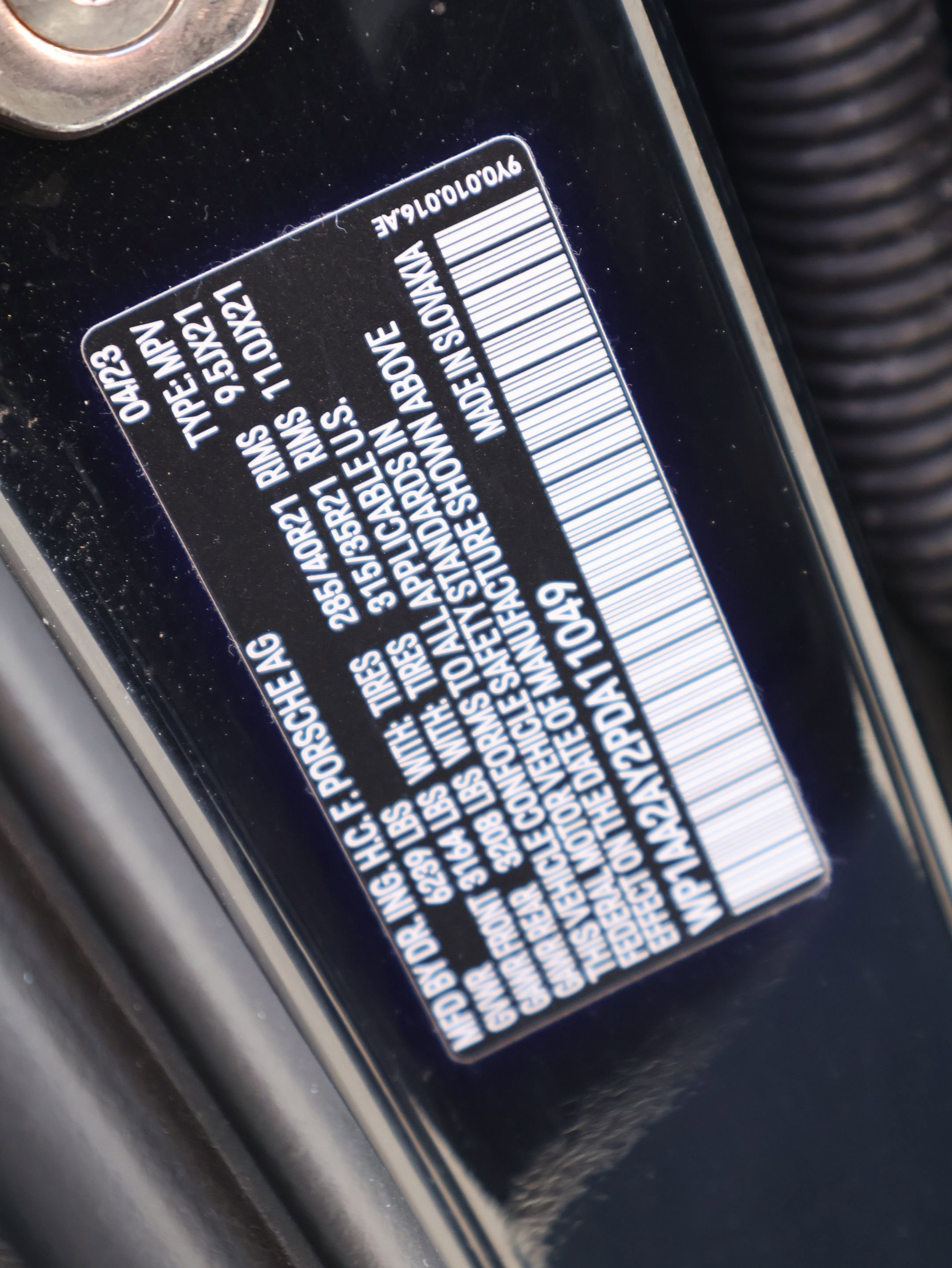 Used 2023 Porsche Cayenne Platinum Edition image 29