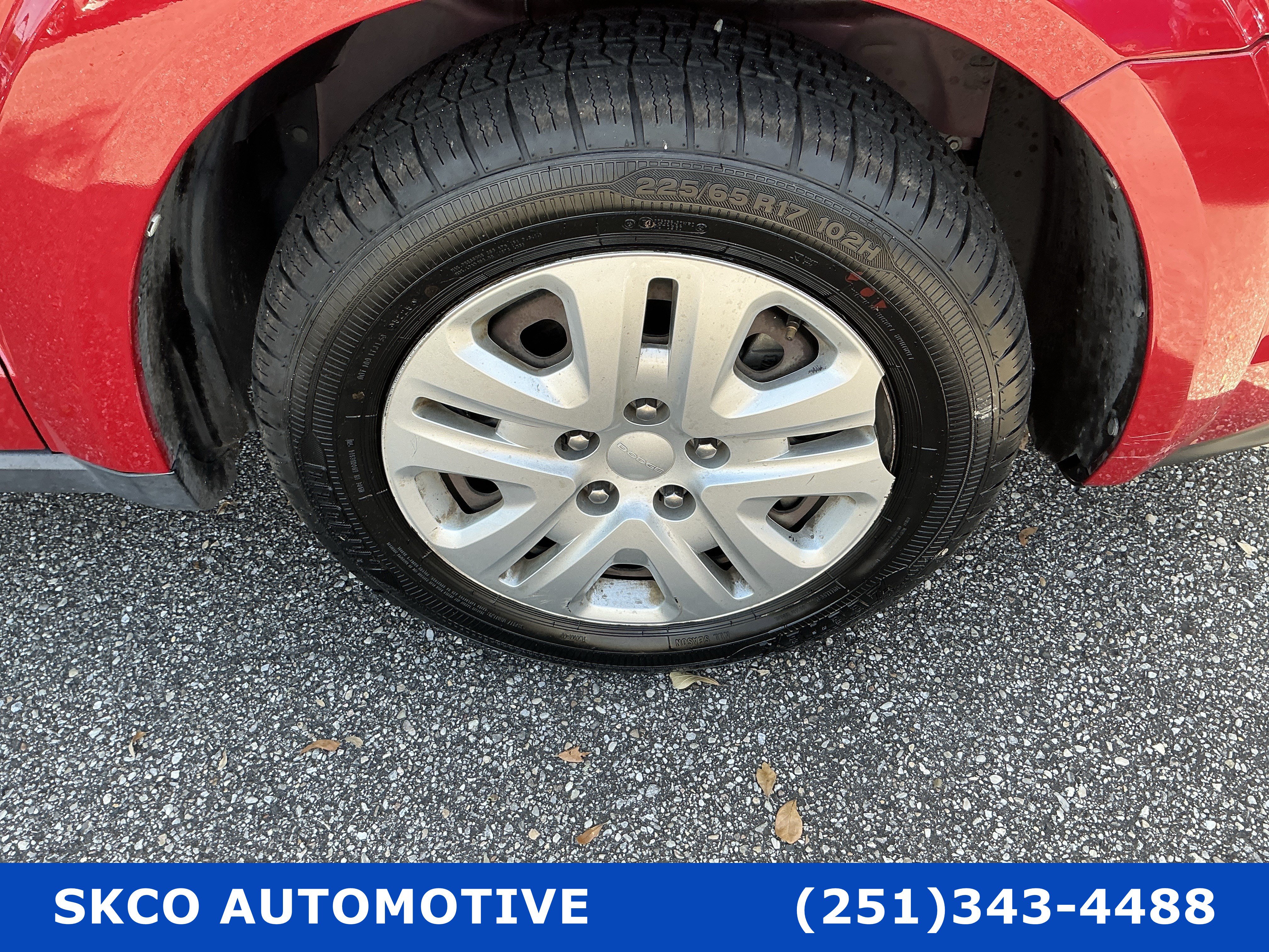 Used 2018 Dodge Journey SE FWD image 9
