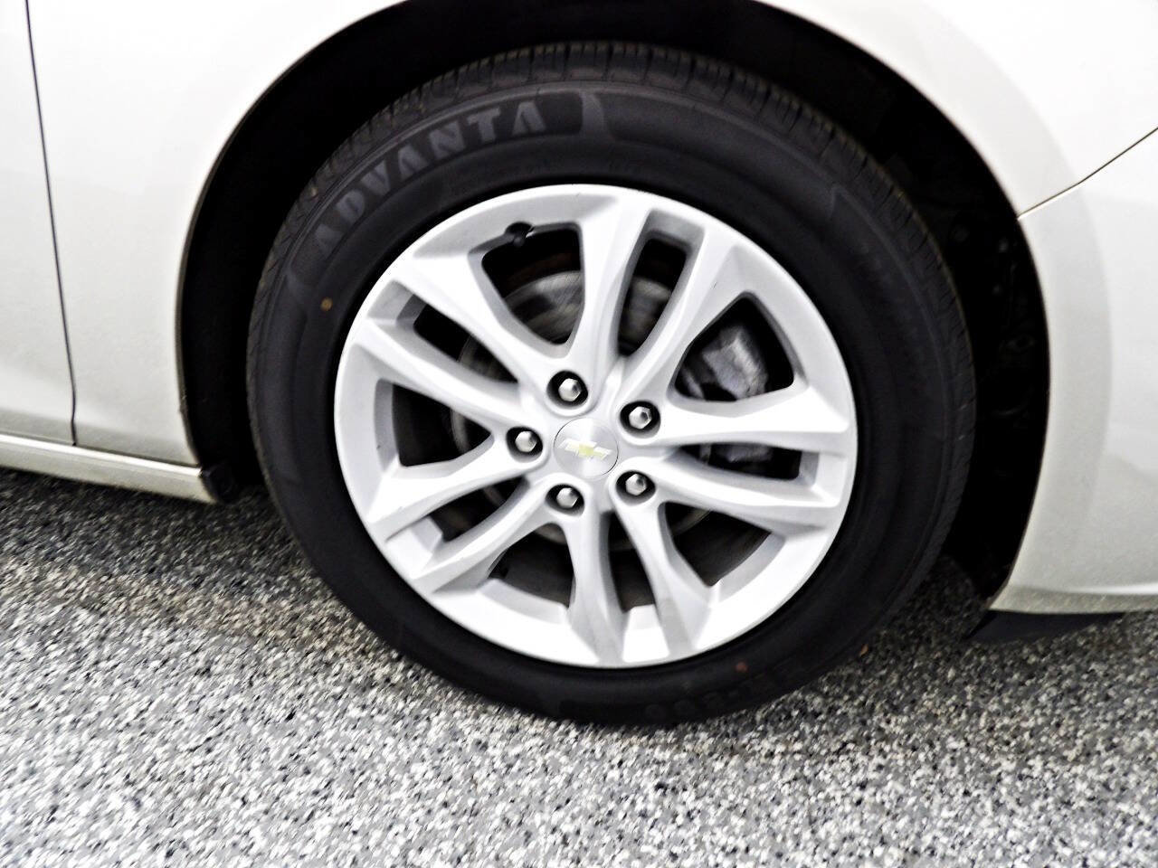 Used 2016 Chevrolet Malibu Hybrid w/ Leather Package image 21