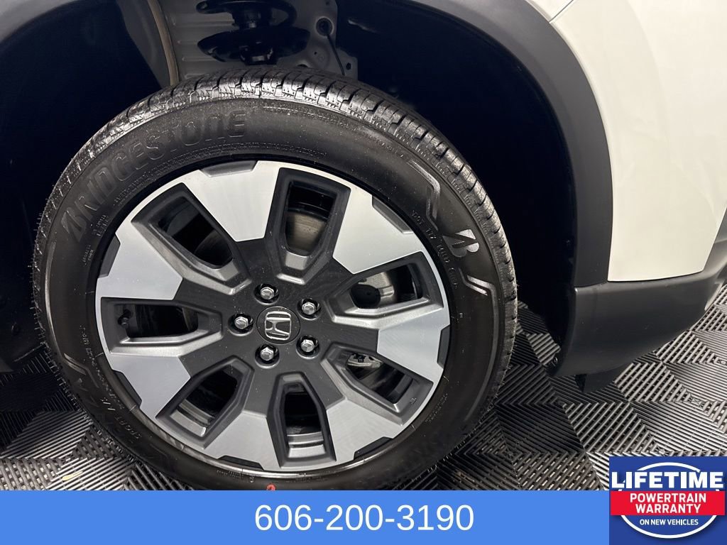 New 2026 Honda Pilot Touring image 4