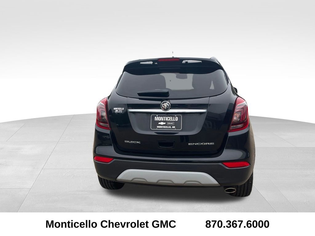 Used 2018 Buick Encore Sport Touring w/ Safety Package FWD image 4