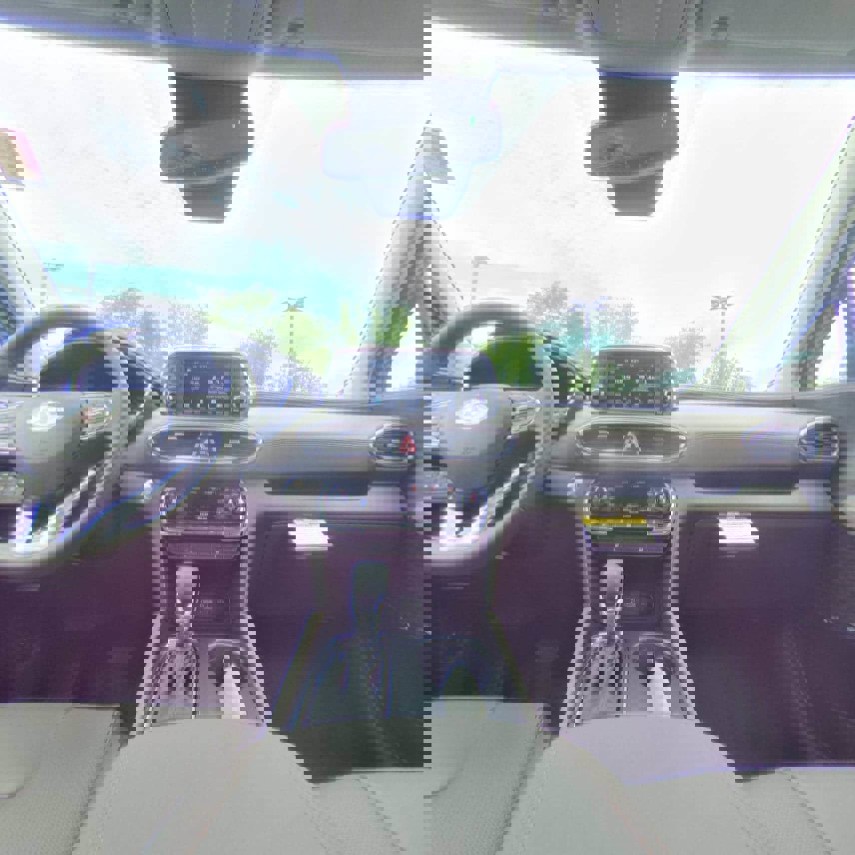 Used 2020 Hyundai Santa Fe SEL w/ Convenience + Premium Package image 26