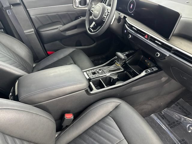 Certified 2025 Kia Sorento SX Prestige AWD/4WD image 23