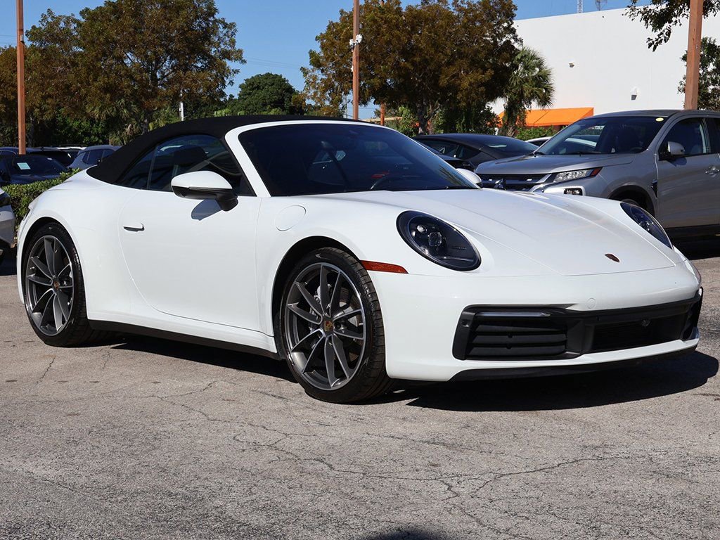 Used 2023 Porsche 911 Carrera w/ Premium Package image 2