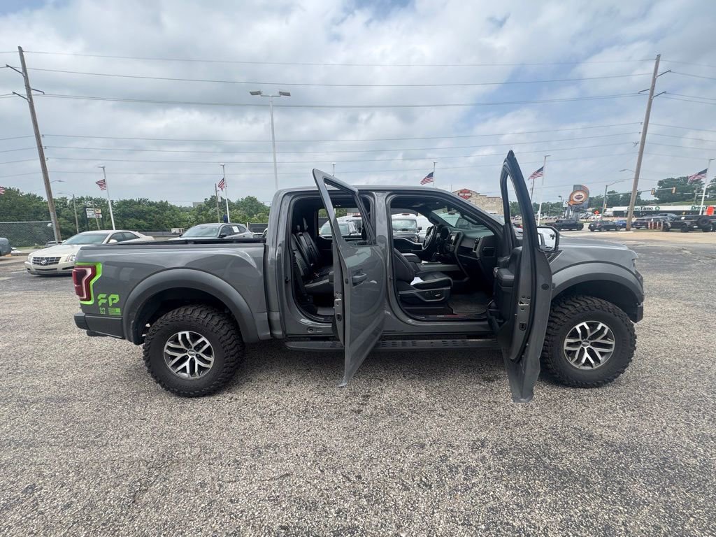 Used 2018 Ford F150 Raptor w/ Equipment Group 801A Mid AWD/4WD image 8
