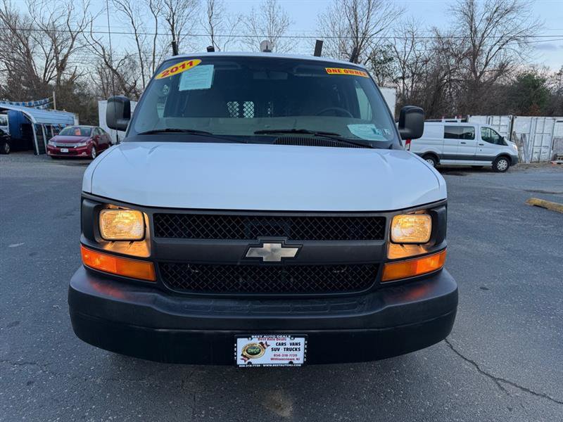 Used 2011 Chevrolet Express 2500 image 6