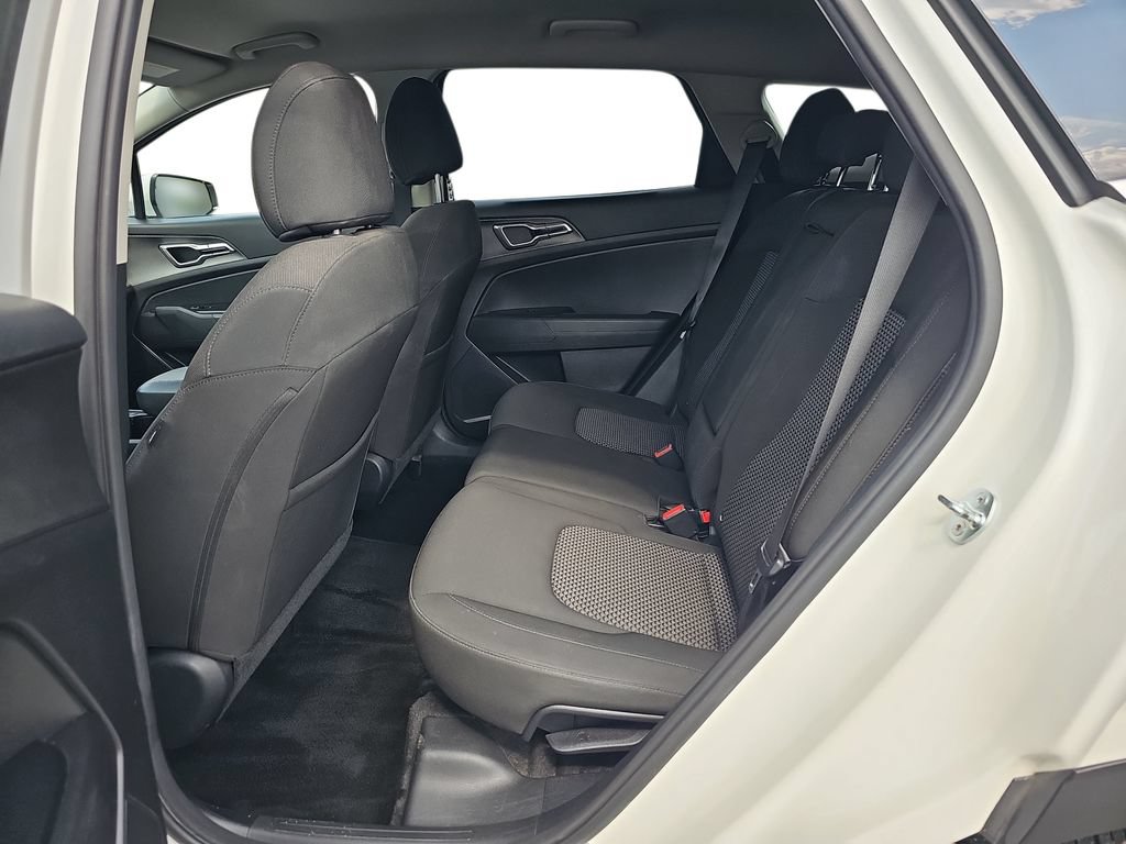 Used 2024 Kia Sportage LX FWD image 14