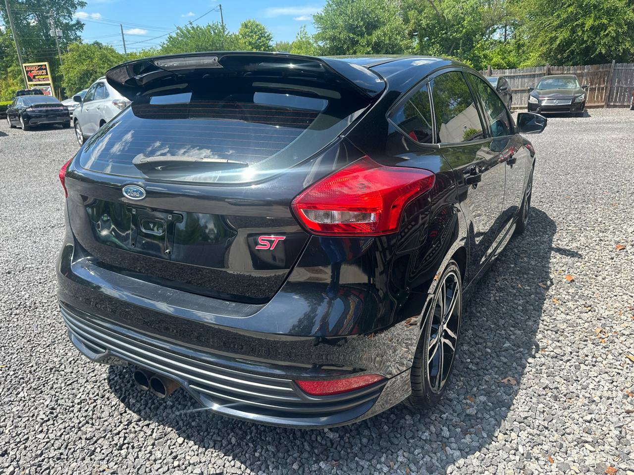 Used 2018 Ford Focus ST image 9