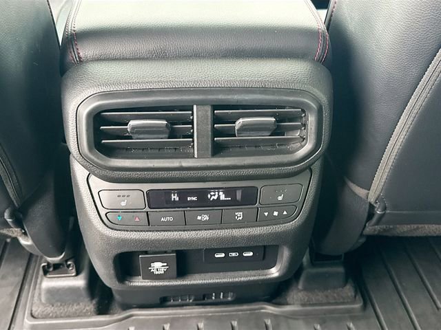 Certified 2025 Honda Pilot Black Edition image 27