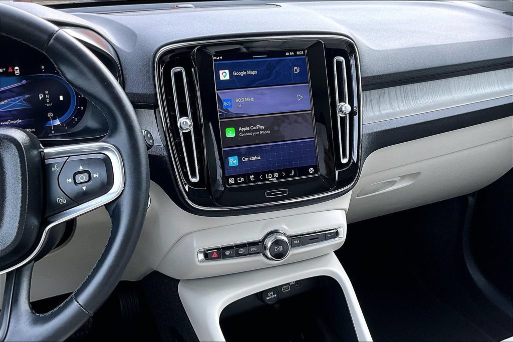 Certified 2023 Volvo XC40 B5 Plus w/ Driver Assist Package AWD/4WD image 8