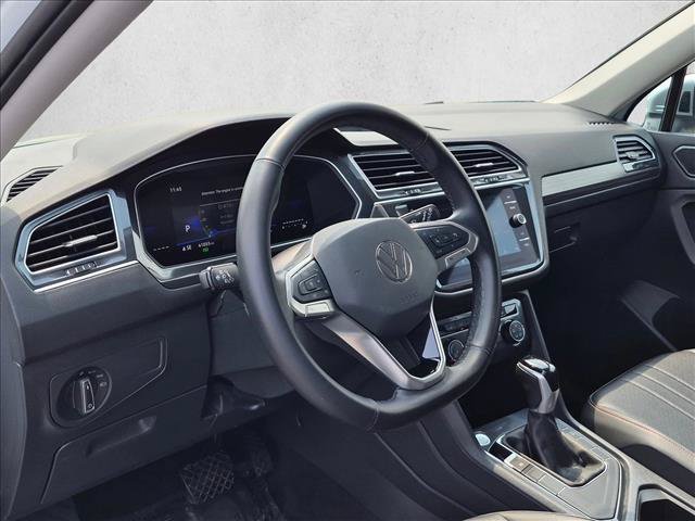 Used 2024 Volkswagen Tiguan Wolfsburg Edition FWD image 10