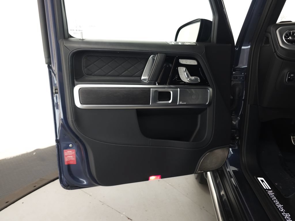 Used 2025 Mercedes-Benz G 550 image 5