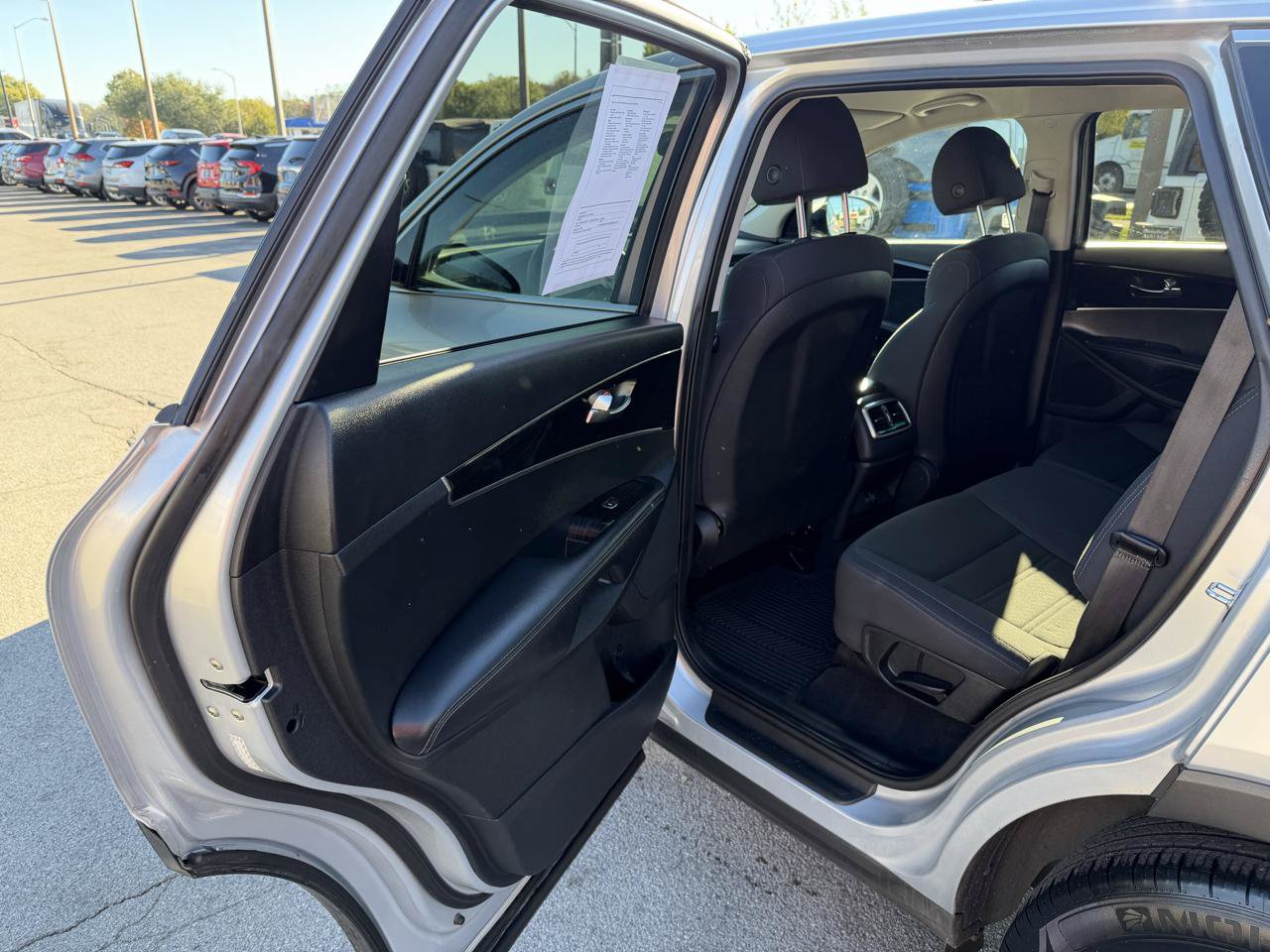 Used 2020 Kia Sorento L FWD image 14
