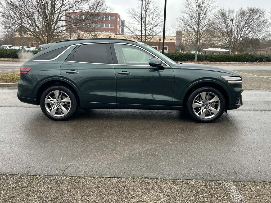 Used 2023 Genesis GV70 3.5T Sport w/ Sport Advanced Package image 8