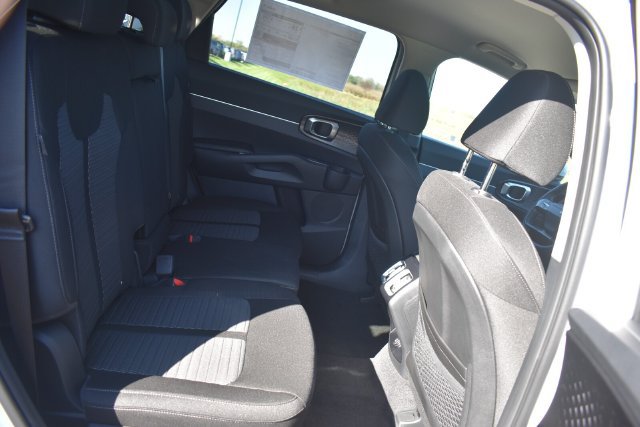 New 2026 Kia Sorento LX FWD image 14