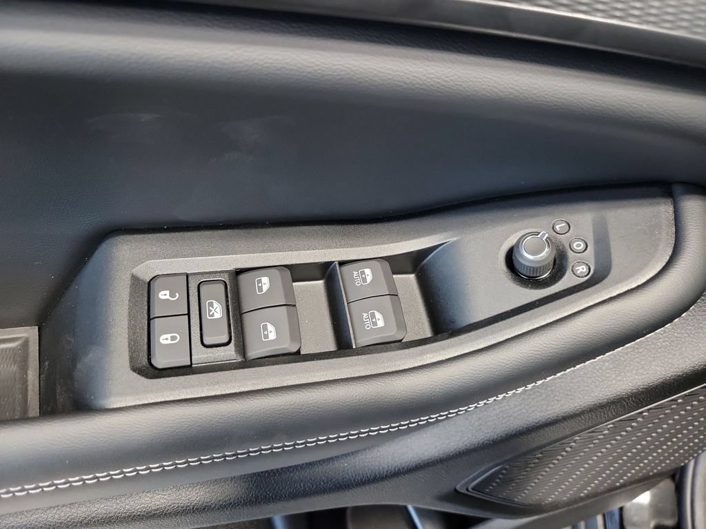 New 2026 Jeep Grand Cherokee Laredo X AWD/4WD image 13