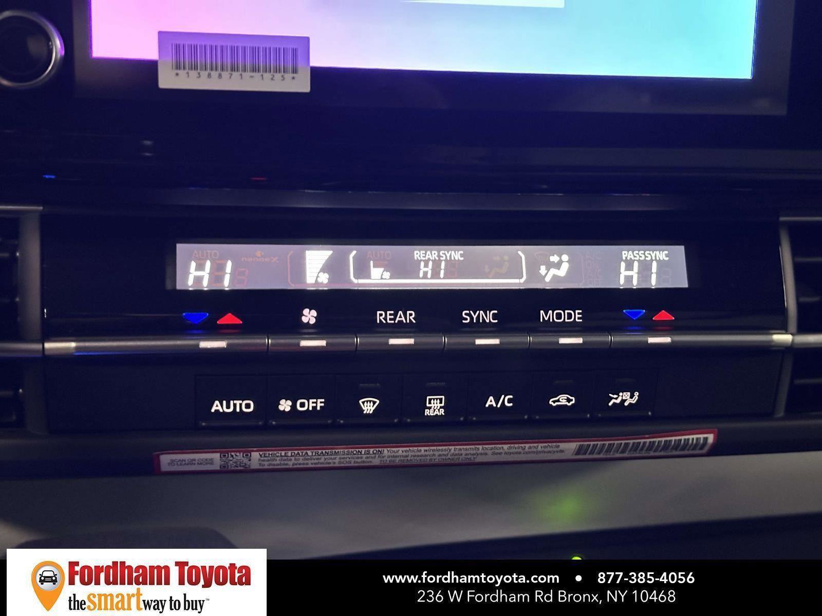 Used 2026 Toyota Sienna LE image 21