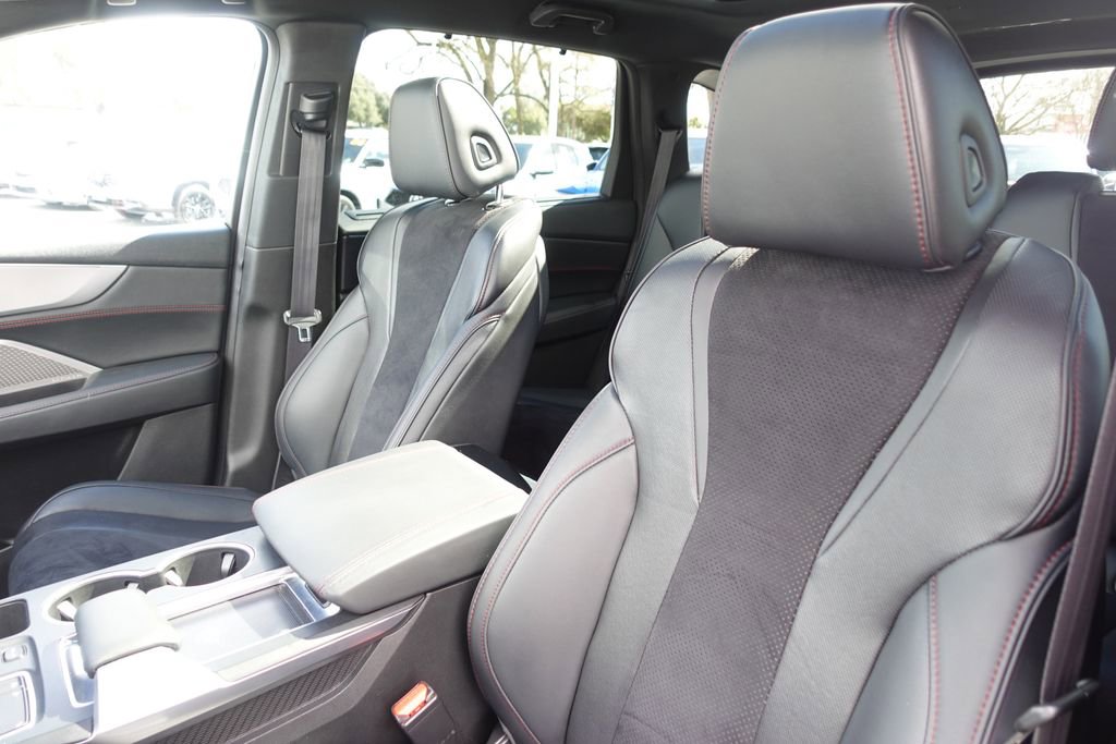 Used 2023 Acura MDX A-Spec image 23