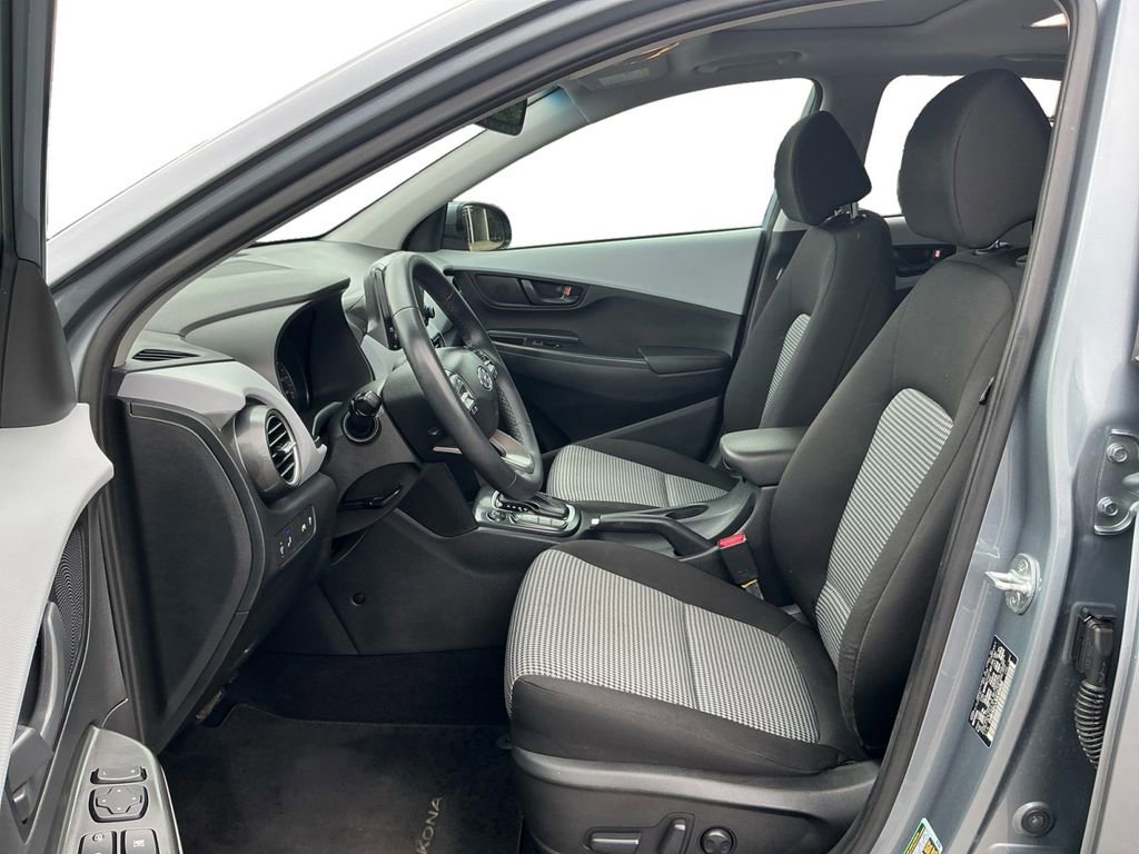 Used 2021 Hyundai Kona SEL Plus FWD image 14
