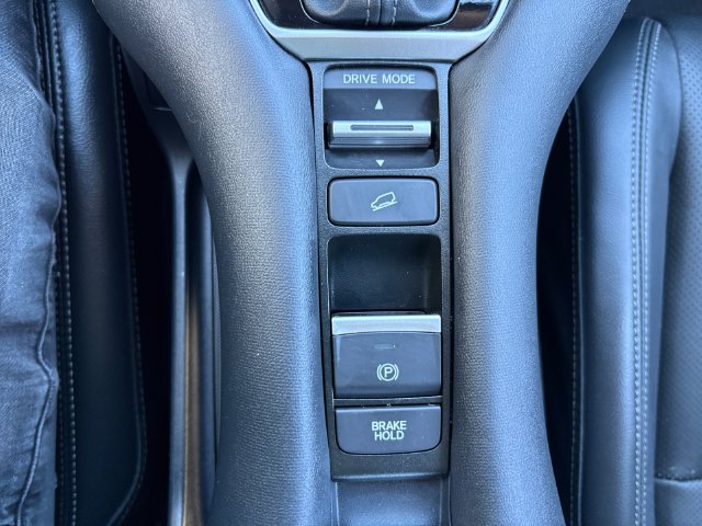 Certified 2024 Honda HR-V EX-L image 16