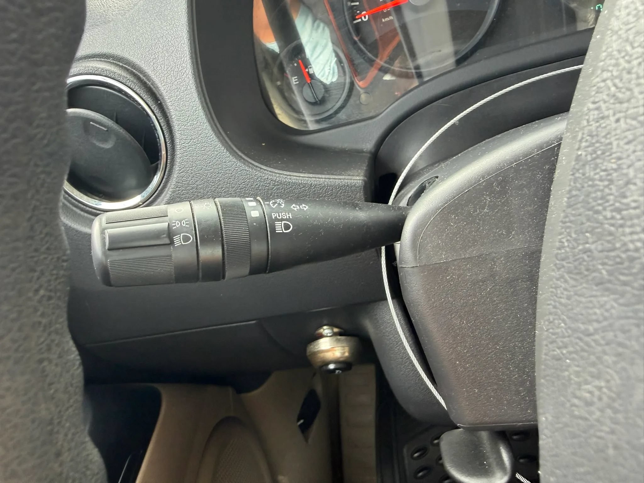 Used 2010 Jeep Patriot Sport AWD/4WD image 14