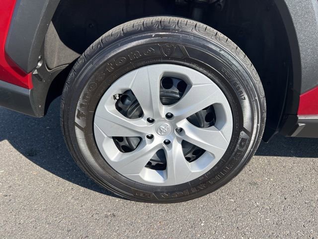 Used 2023 Toyota RAV4 LE image 22