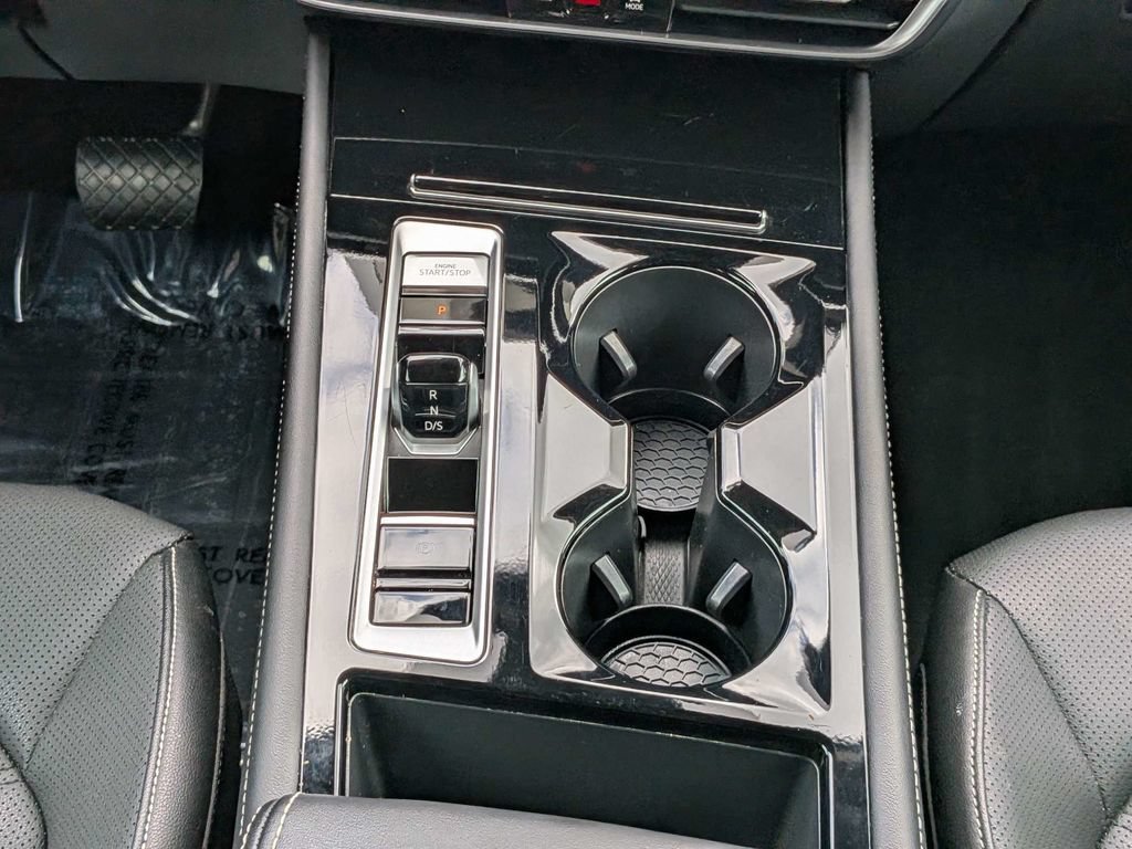 Used 2024 Volkswagen Atlas SE FWD image 19