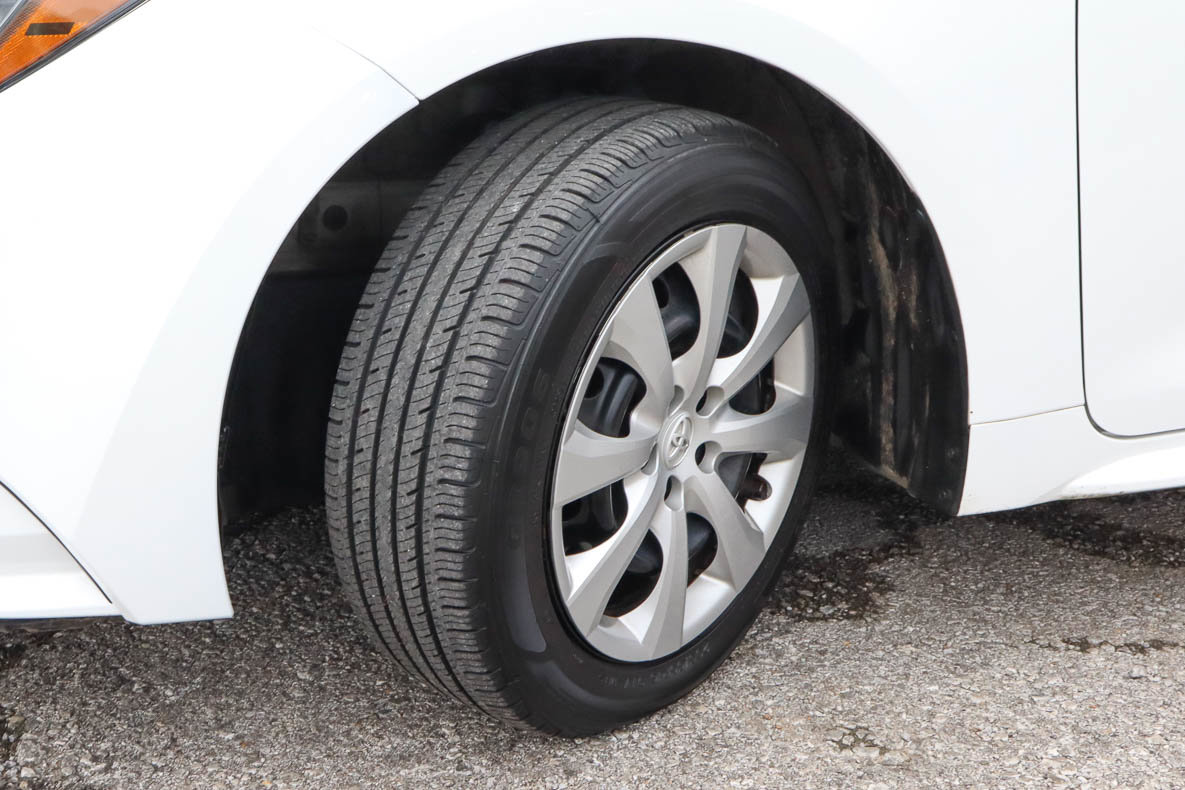 Used 2024 Toyota Corolla LE FWD image 17