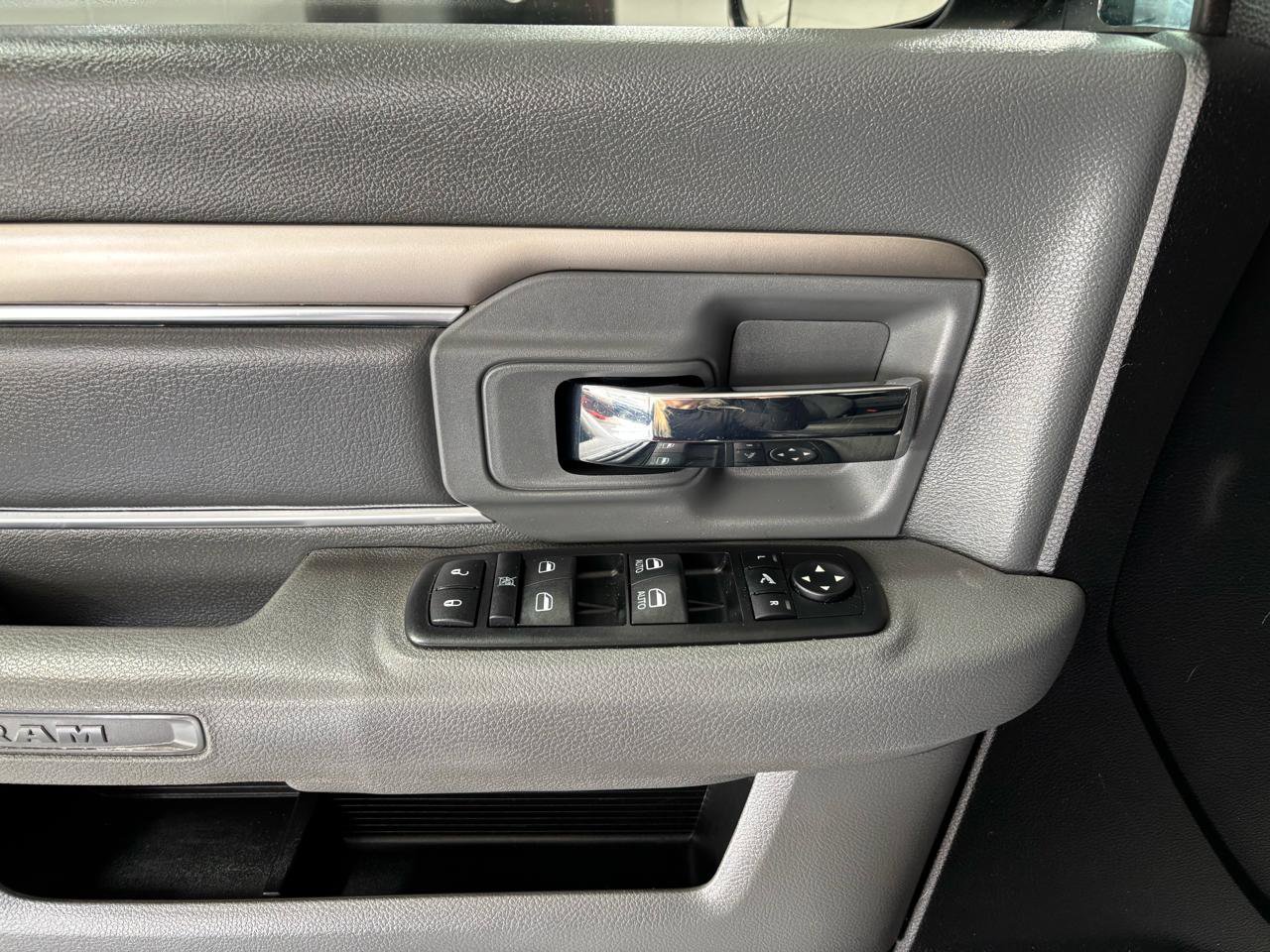 Used 2015 RAM 2500 Big Horn AWD/4WD image 22