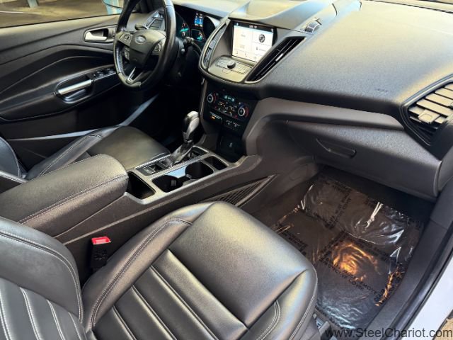 Used 2019 Ford Escape SEL image 16