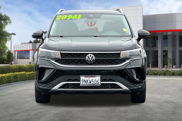 Used 2023 Volkswagen Taos SE FWD image 10