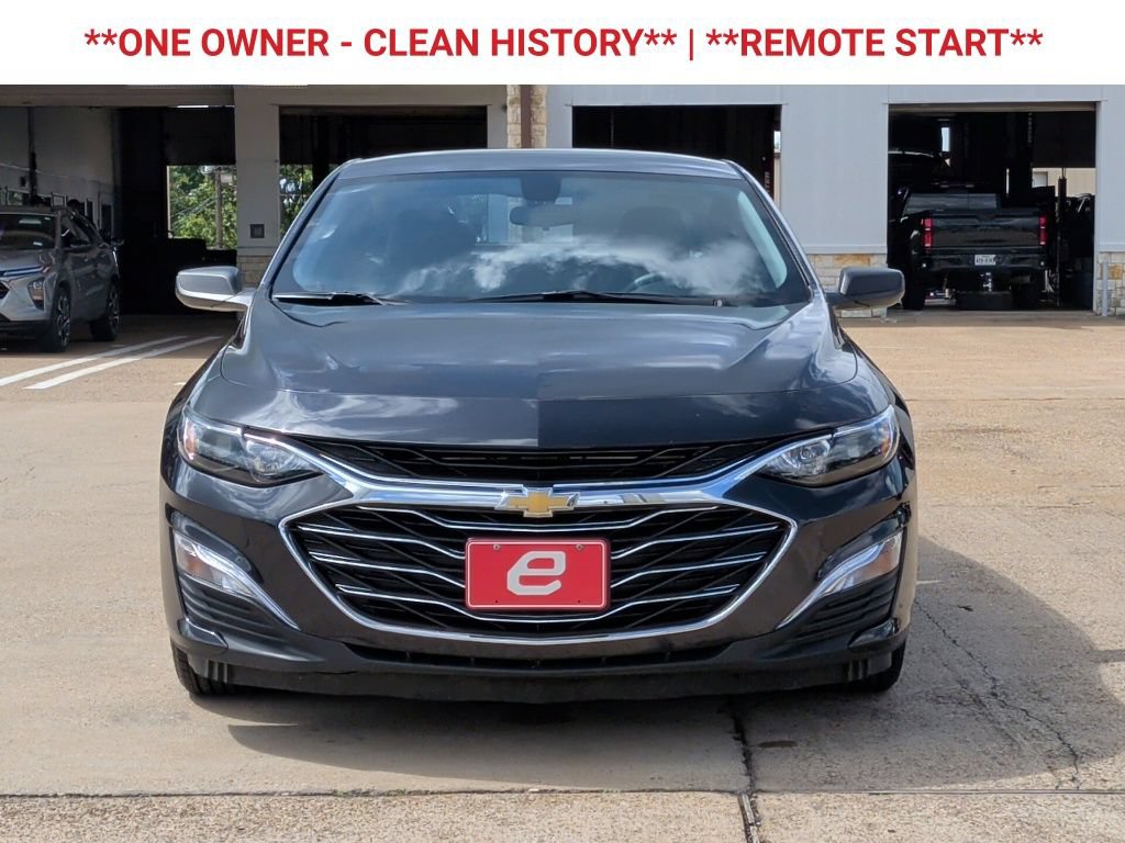 Used 2022 Chevrolet Malibu LS FWD image 2