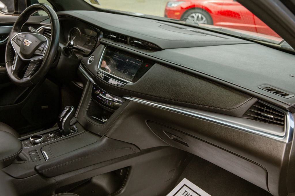 Used 2021 Cadillac XT5 Luxury FWD image 11