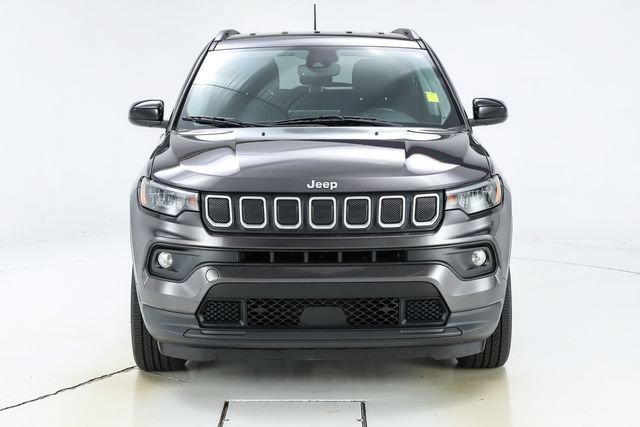 Used 2022 Jeep Compass Latitude AWD/4WD image 20