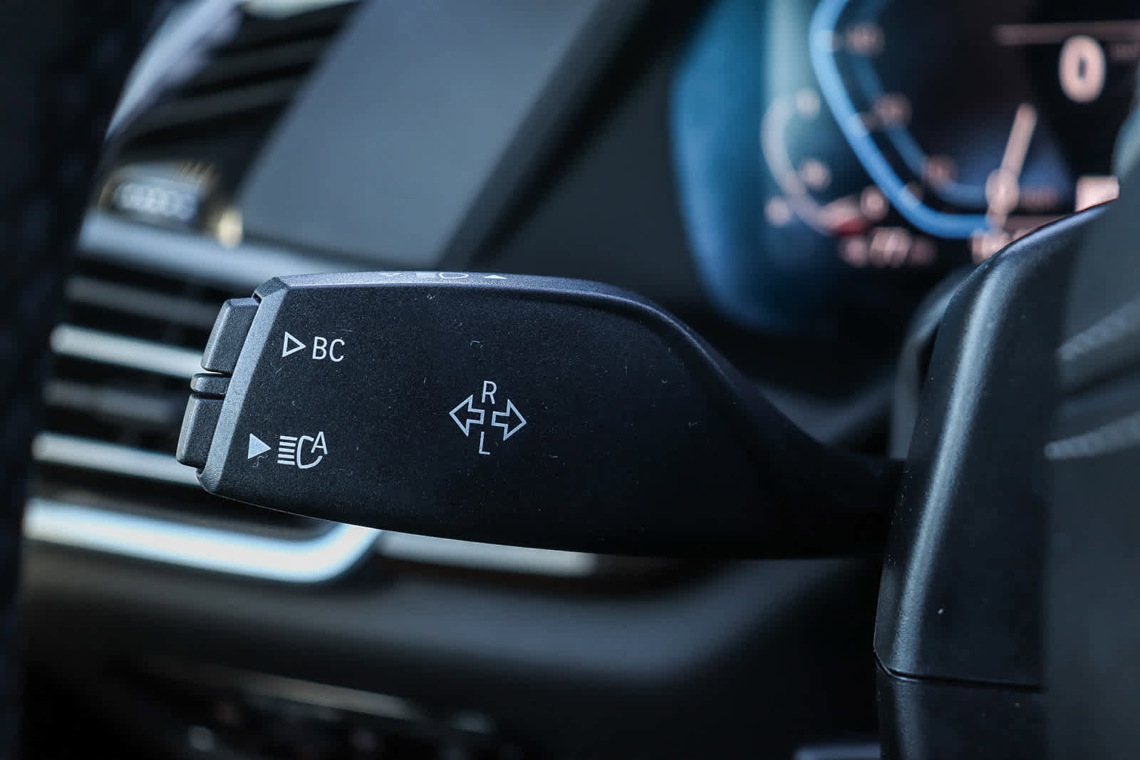 Used 2023 BMW X5 xDrive40i w/ Luxury Seating Package image 29