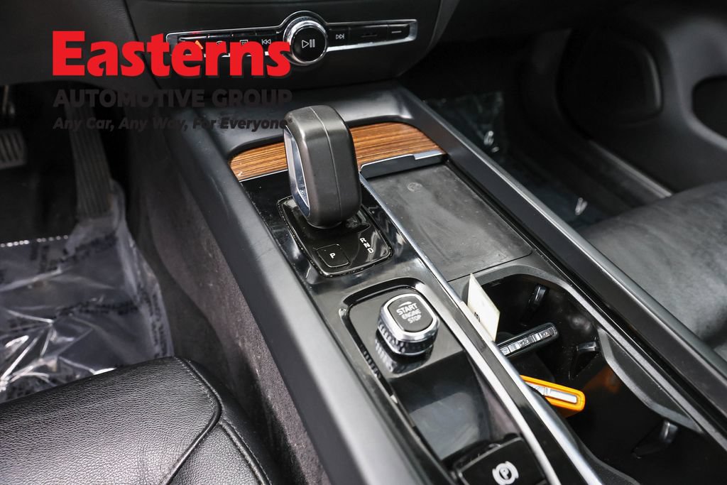 Used 2022 Volvo S60 B5 Inscription FWD image 13