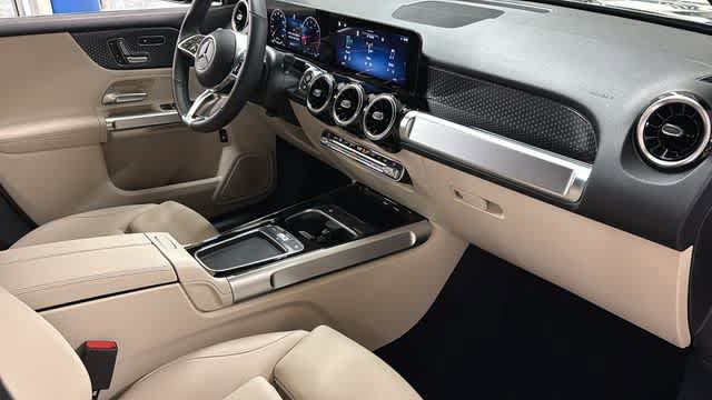 Certified 2026 Mercedes-Benz GLB 250 4MATIC image 37