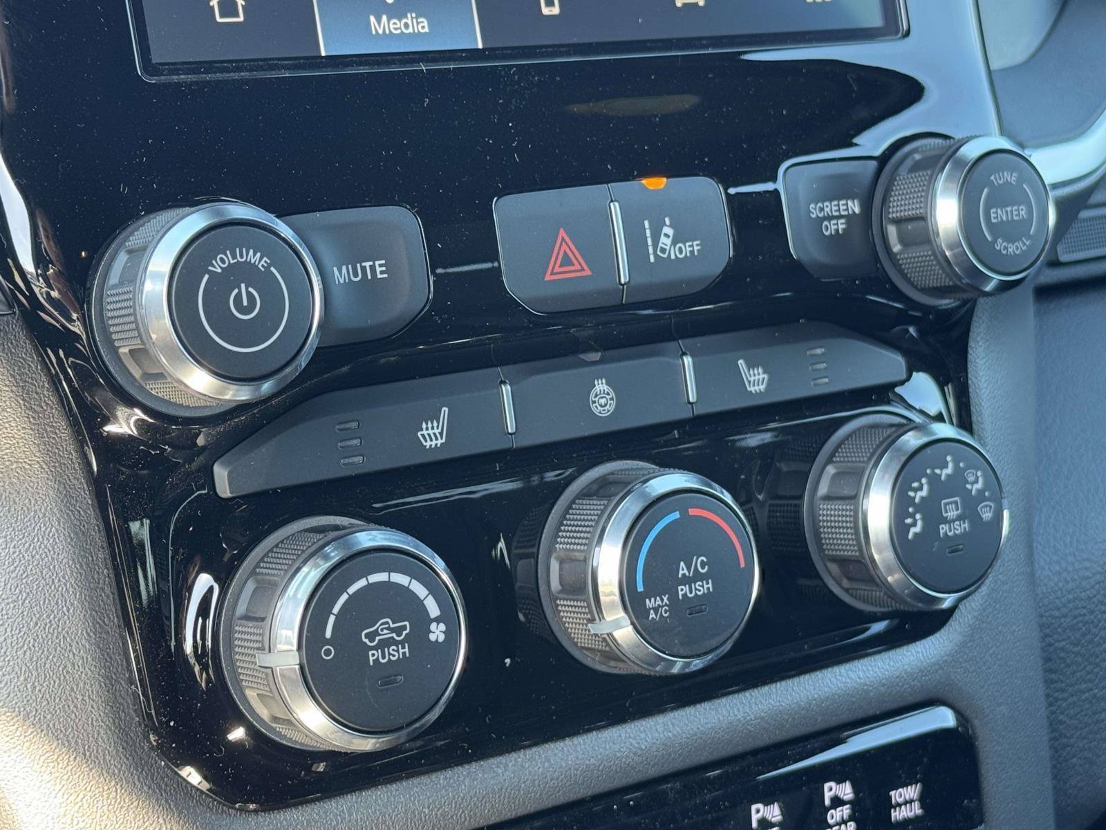 New 2026 RAM 1500 Big Horn AWD/4WD image 5