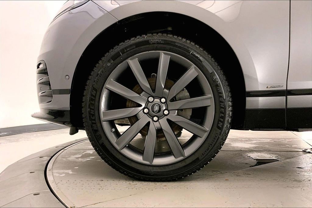 Used 2018 Land Rover Range Rover Velar R-Dynamic HSE image 8