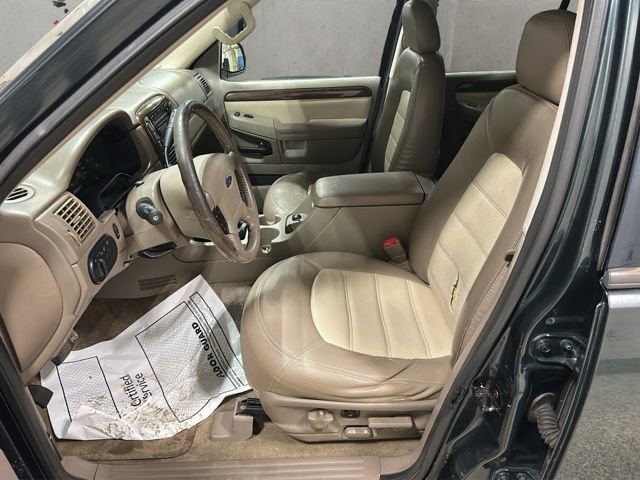 Used 2003 Ford Explorer Eddie Bauer image 12
